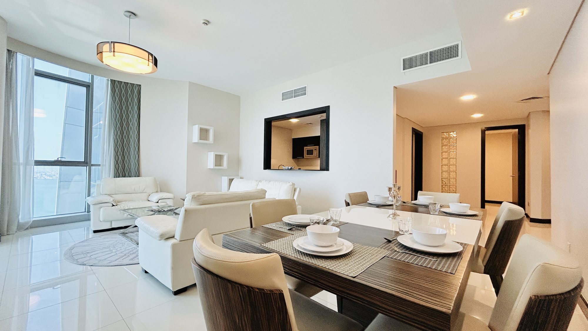 Two Bedroom Apartment with Pool and Gym