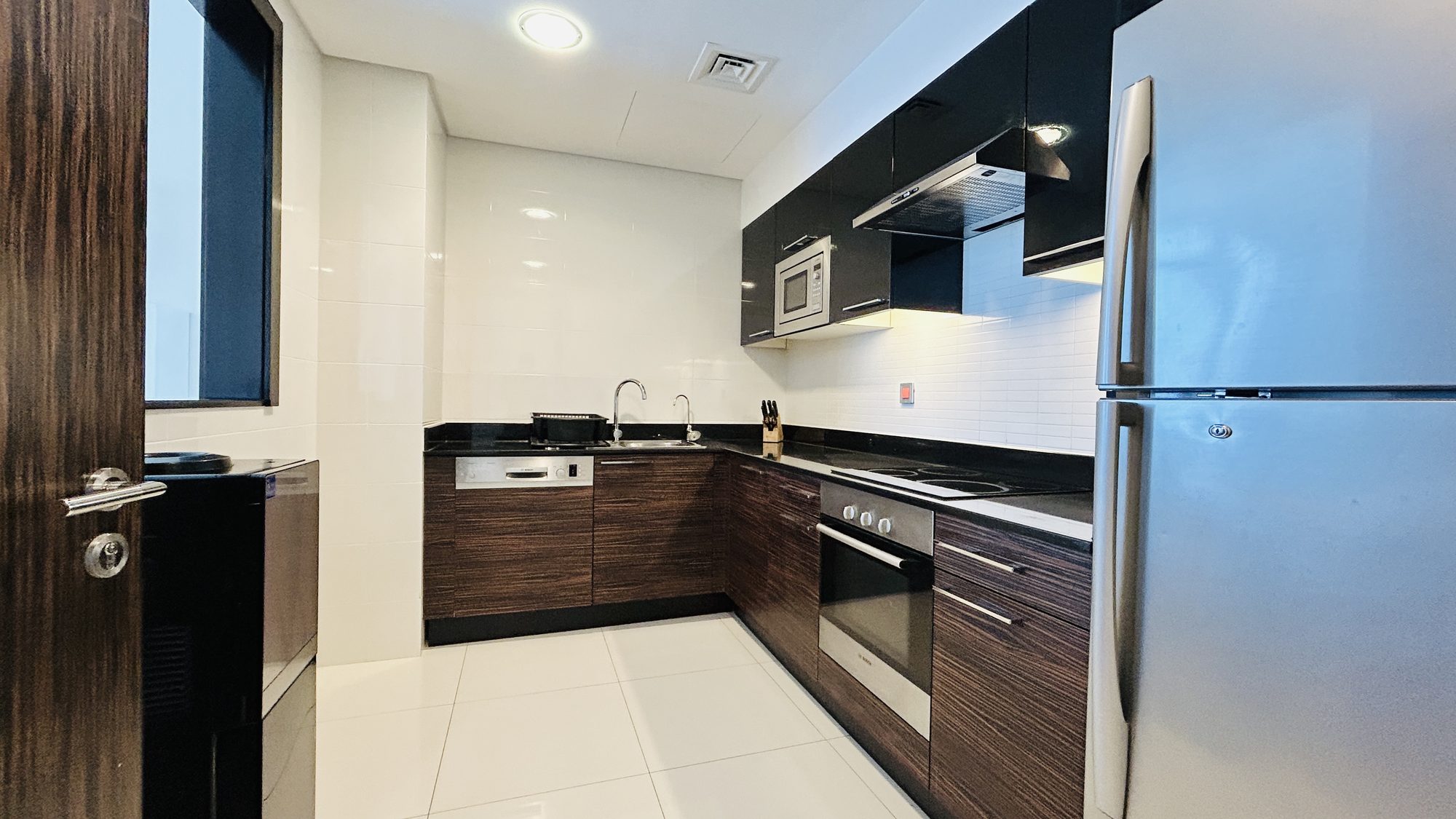 Two Bedroom Apartment with Pool and Gym