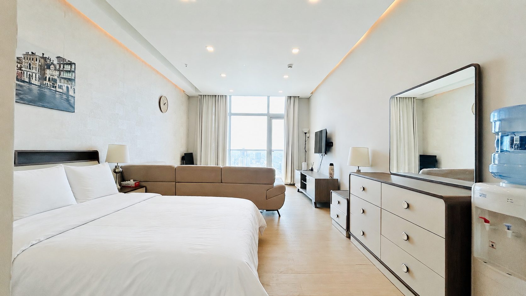 One-Bedroom Apartment with Shared Facilities