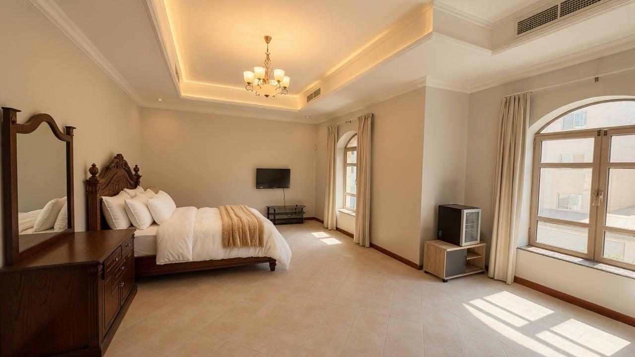 Four-Bedroom Villa with Pool and Gym Access