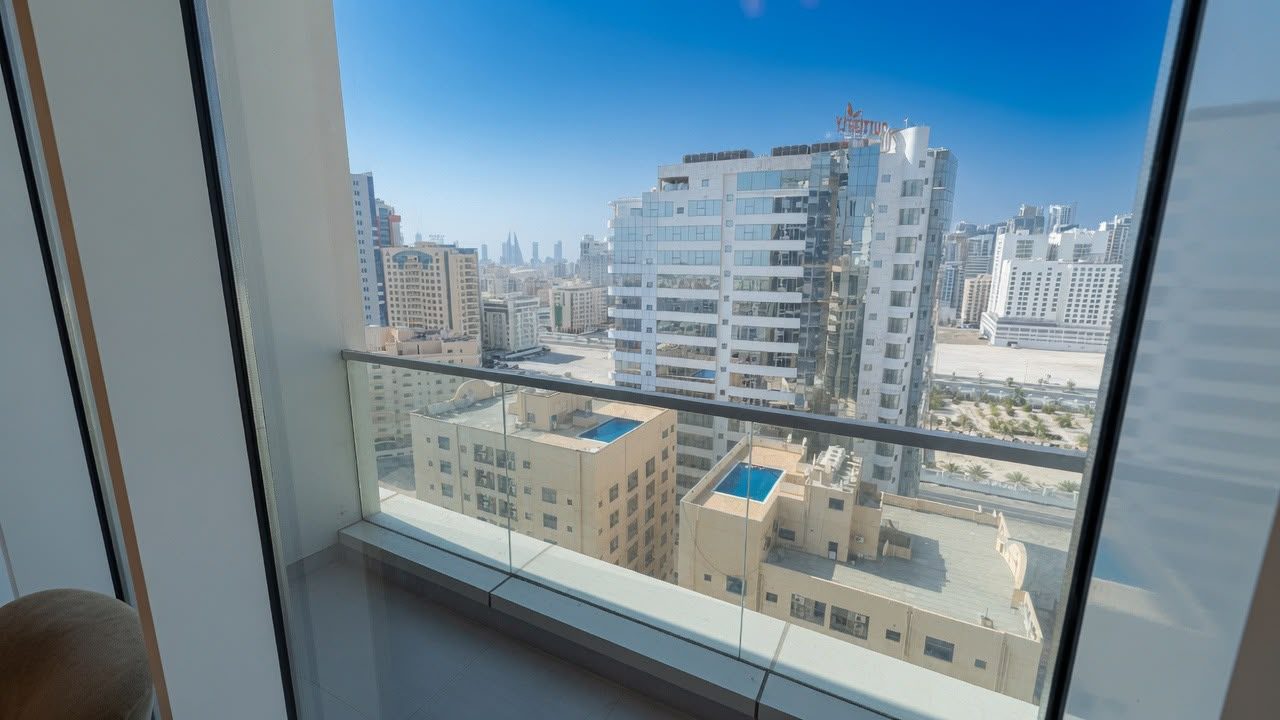 Two-Bedroom Apartment with Four Bathrooms