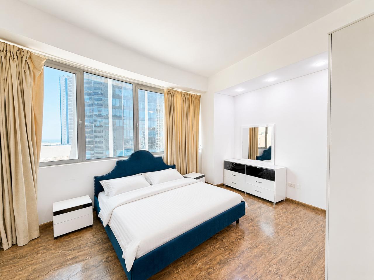 Two-Bedroom Apartment with Three Bathrooms