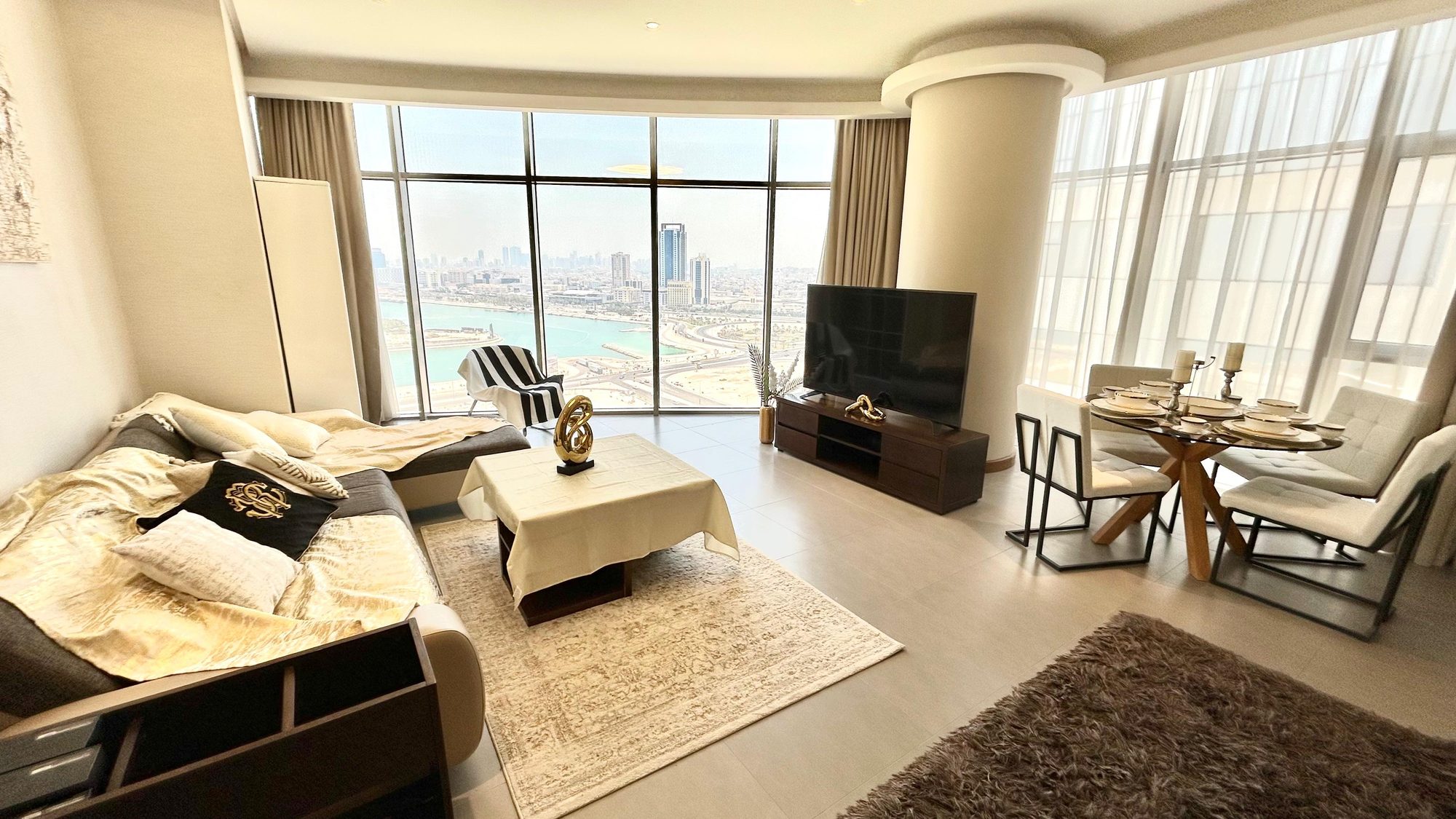 One Bedroom Apartment with Dual Bathrooms