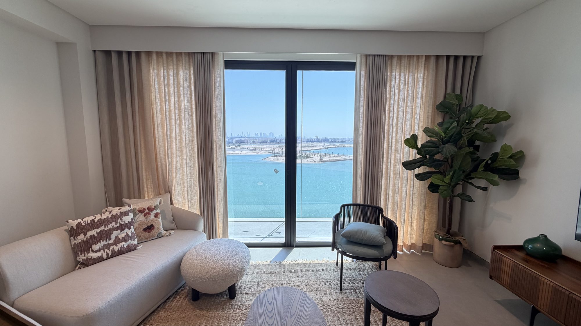 2 Bedroom Apartment with Shared Pool and Gym