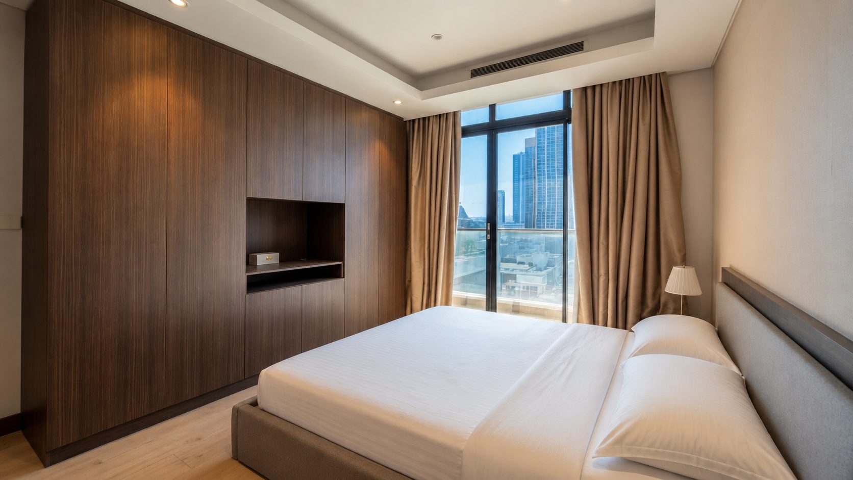 One Bedroom Apartment with Dual Bathrooms