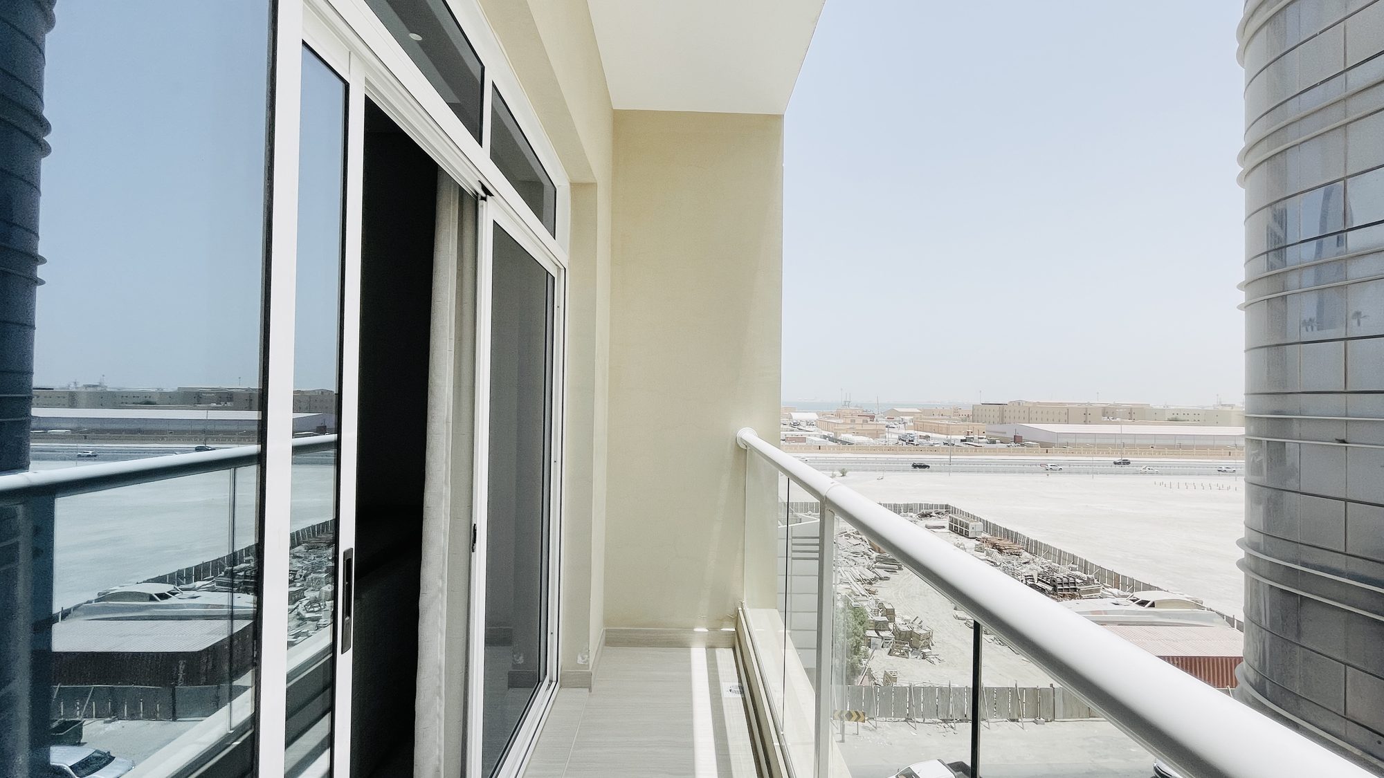 Two-Bedroom Apartment with Pool and Gym