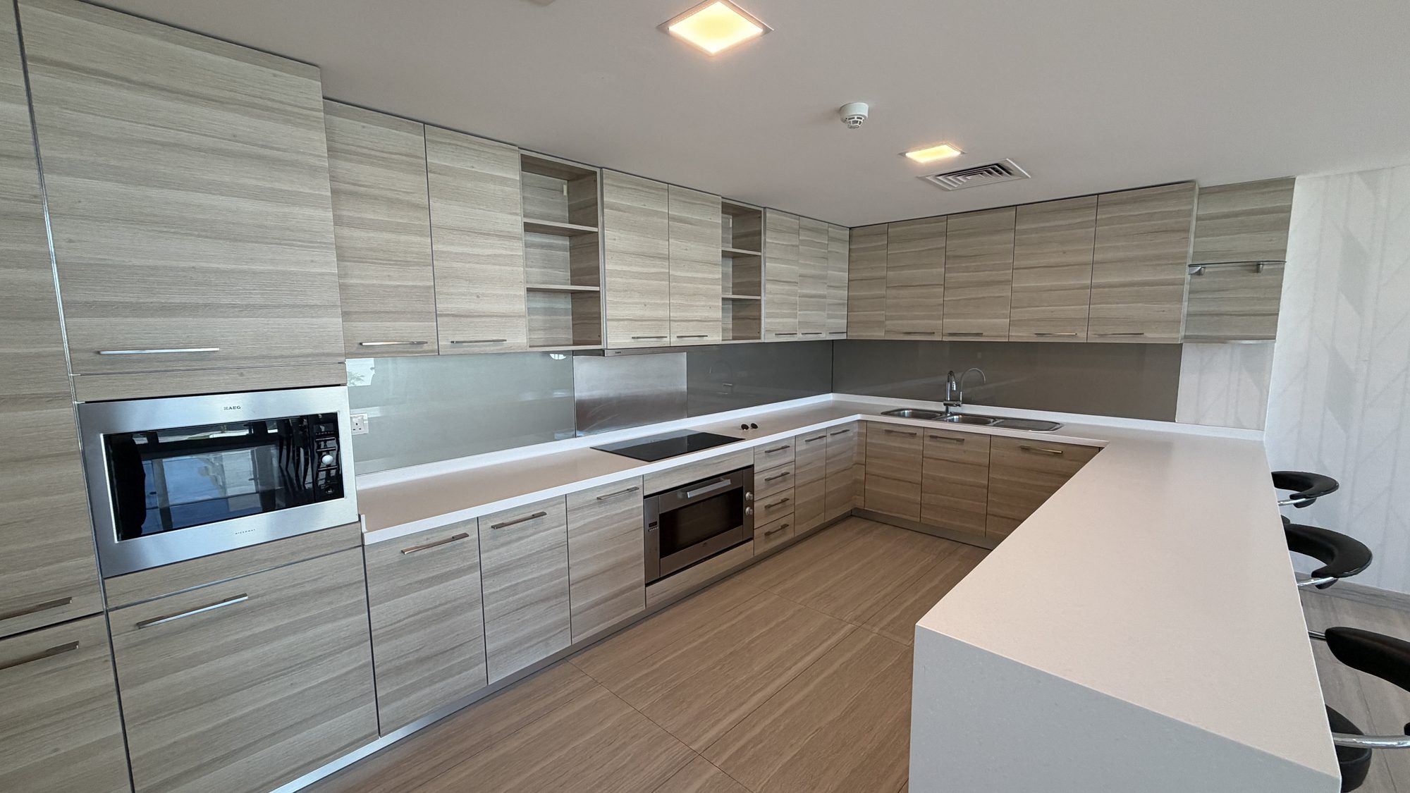 Three-Bedroom Duplex with Waterfront Views