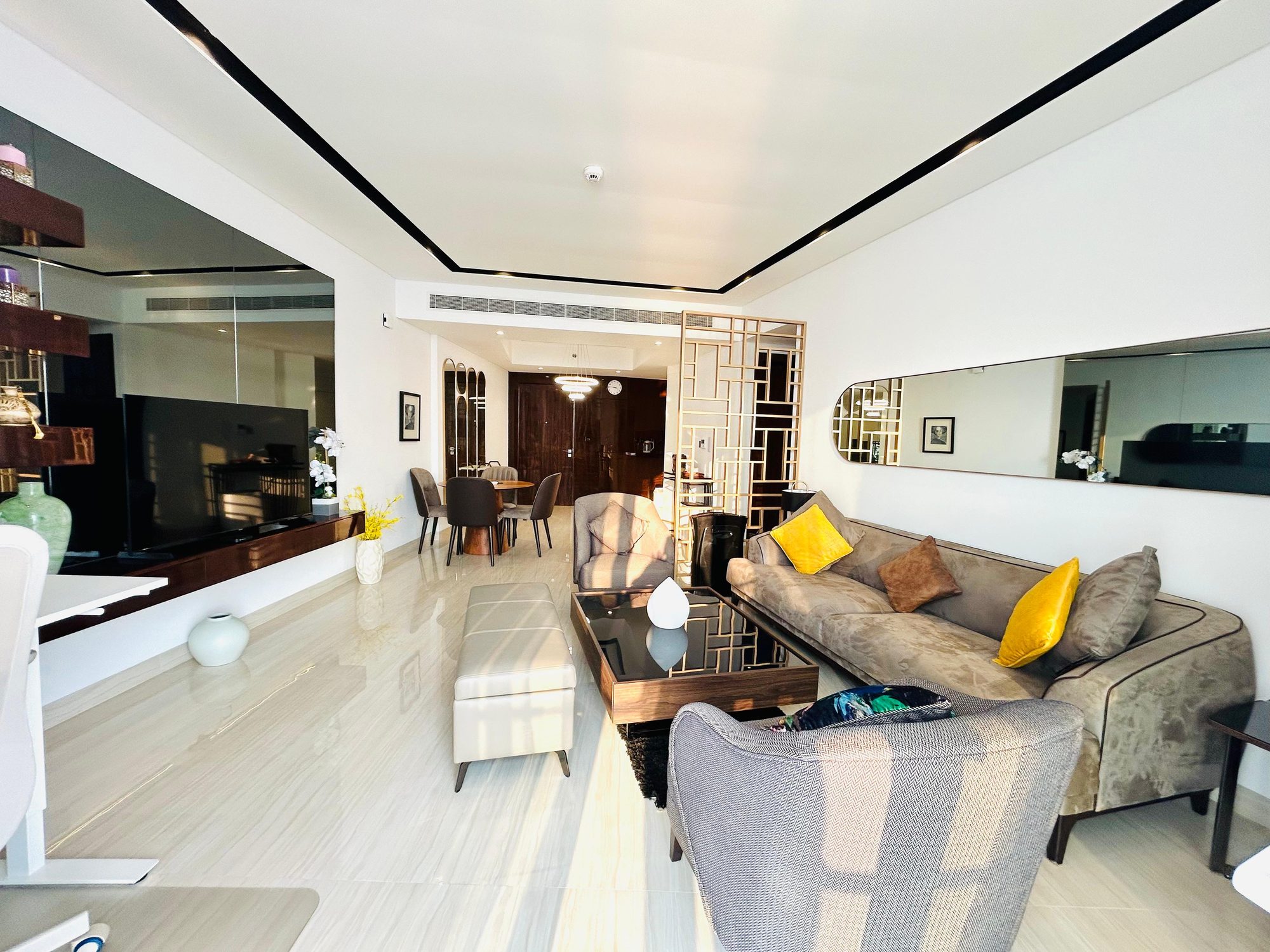 One Bedroom Apartment with Dual Bathrooms