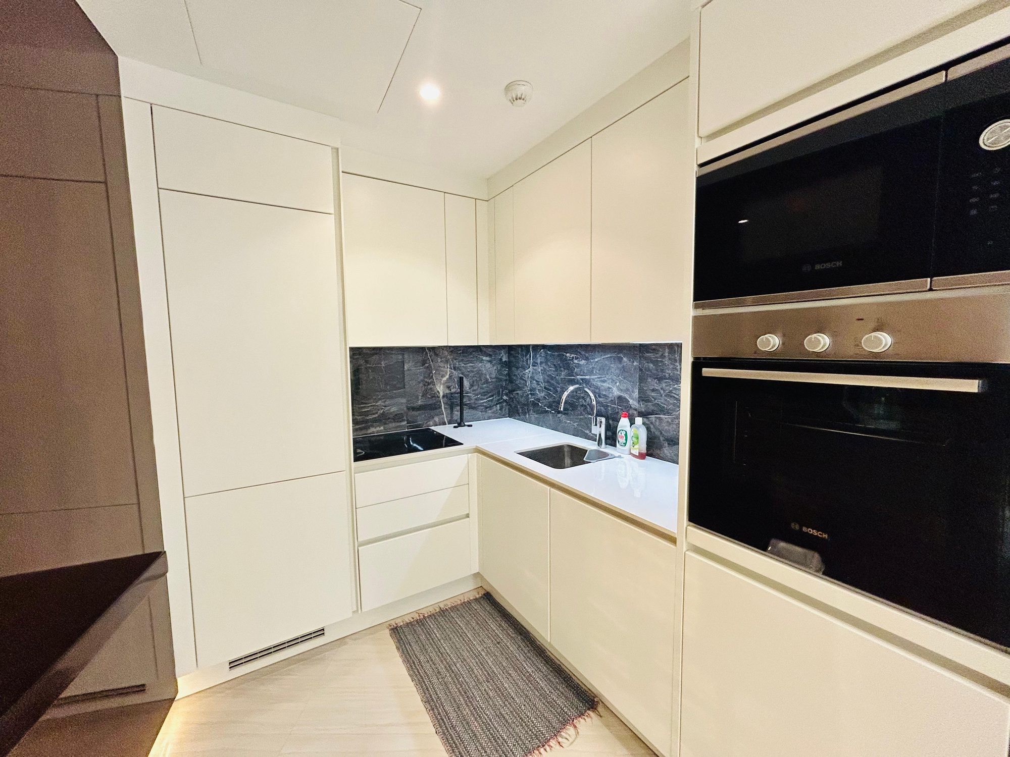 One Bedroom Apartment with Dual Bathrooms