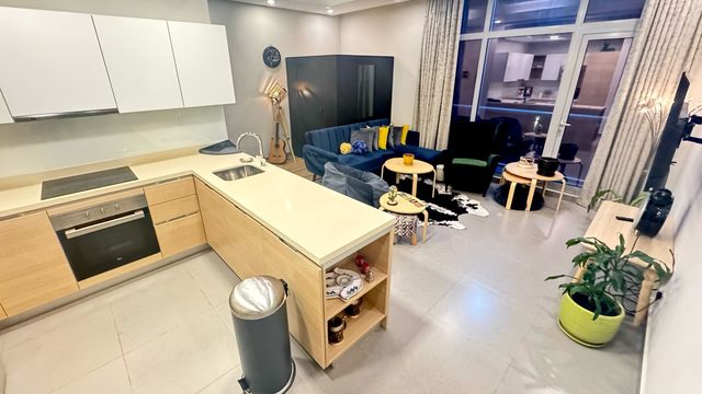 One Bedroom Apartment with Dual Bathrooms