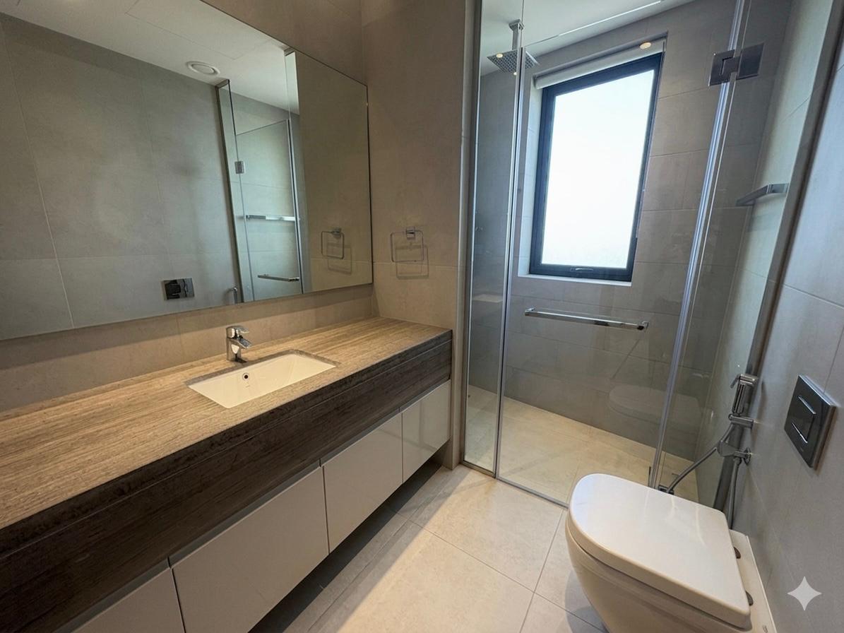 Two-Bedroom Apartment with Water Views and Balcony