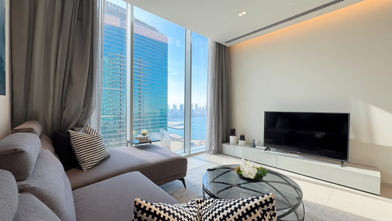 One Bedroom Apartment with Dual Bathrooms