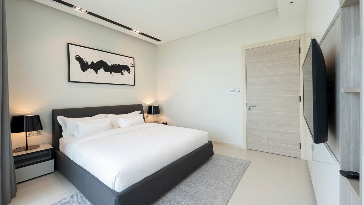 One Bedroom Apartment with Dual Bathrooms