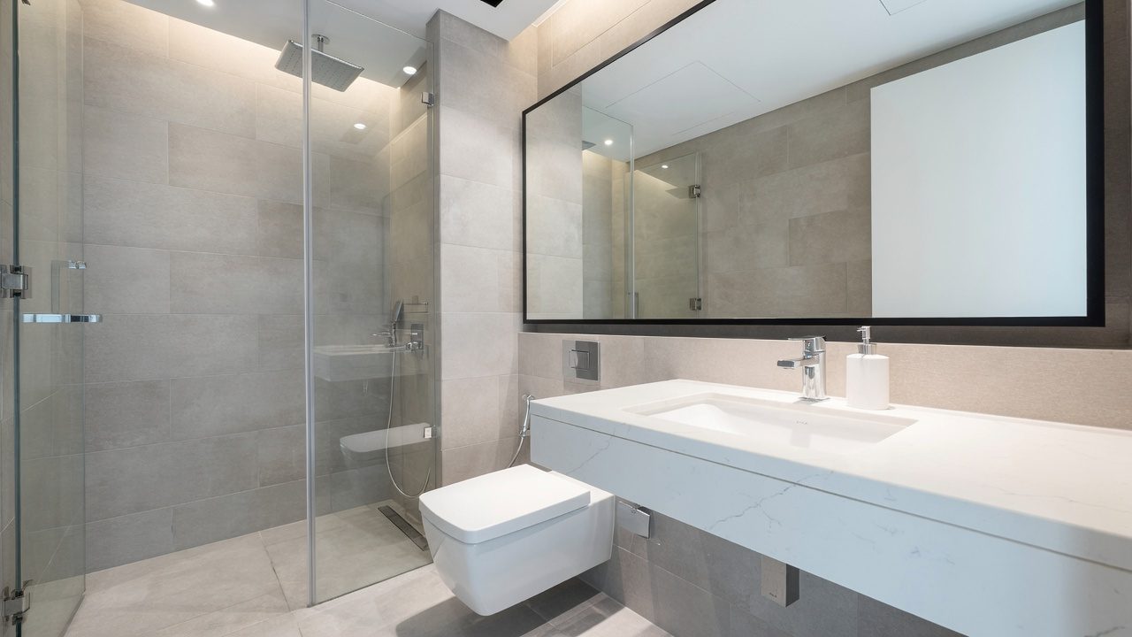 One Bedroom Apartment with Dual Bathrooms