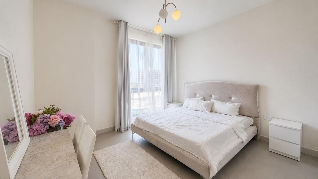 One-Bedroom Apartment with Waterfront Views