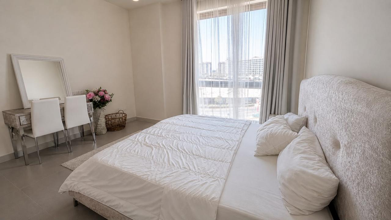 One-Bedroom Apartment with Waterfront Views