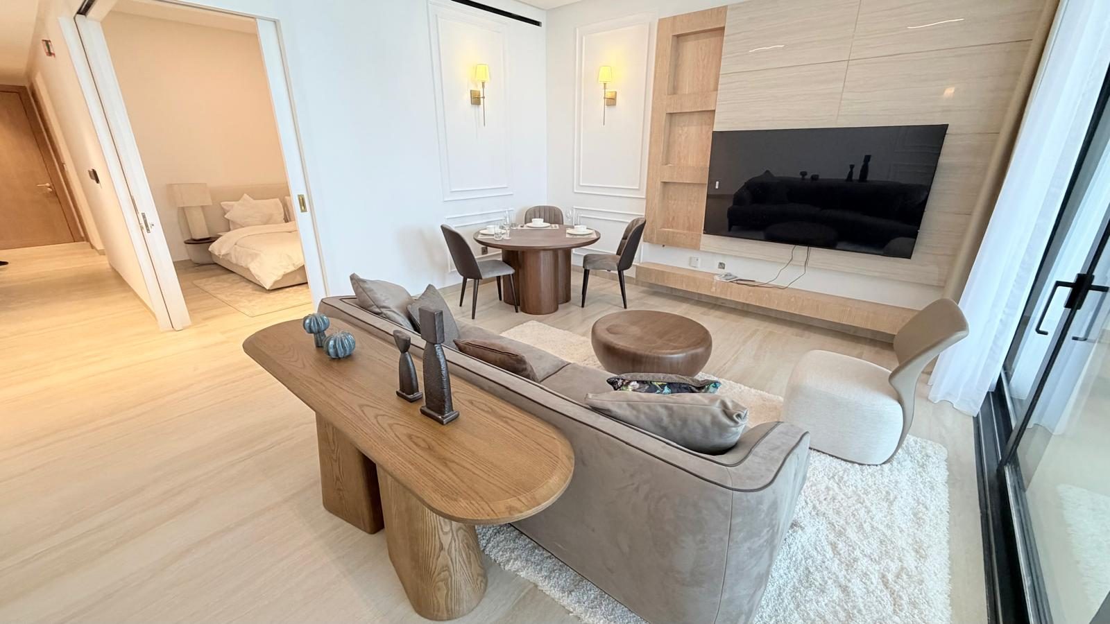 One Bedroom Apartment with Two Bathrooms