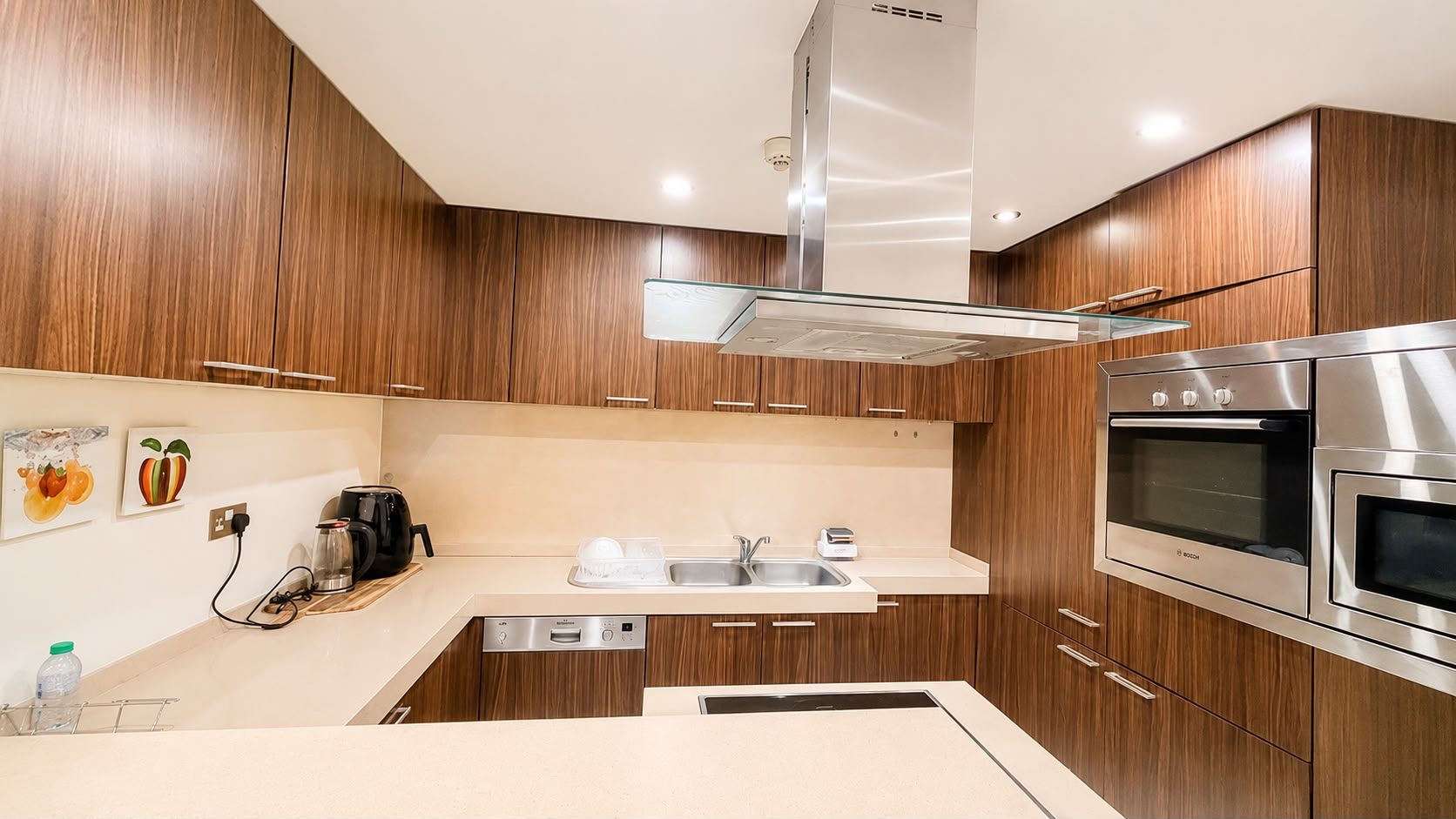 Two-Bedroom Apartment with Three Bathrooms