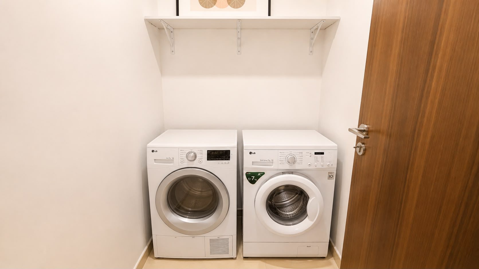 Two-Bedroom Apartment with Three Bathrooms