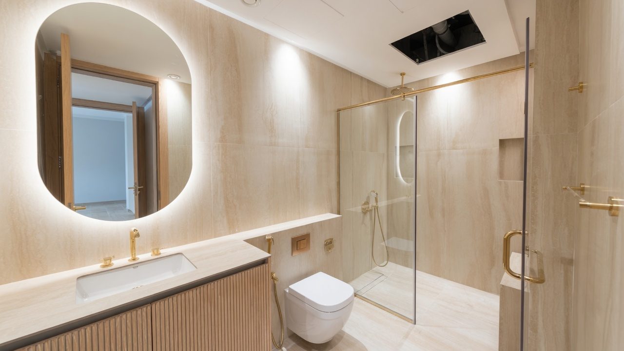 Three-Bedroom Apartment with Maid's Room