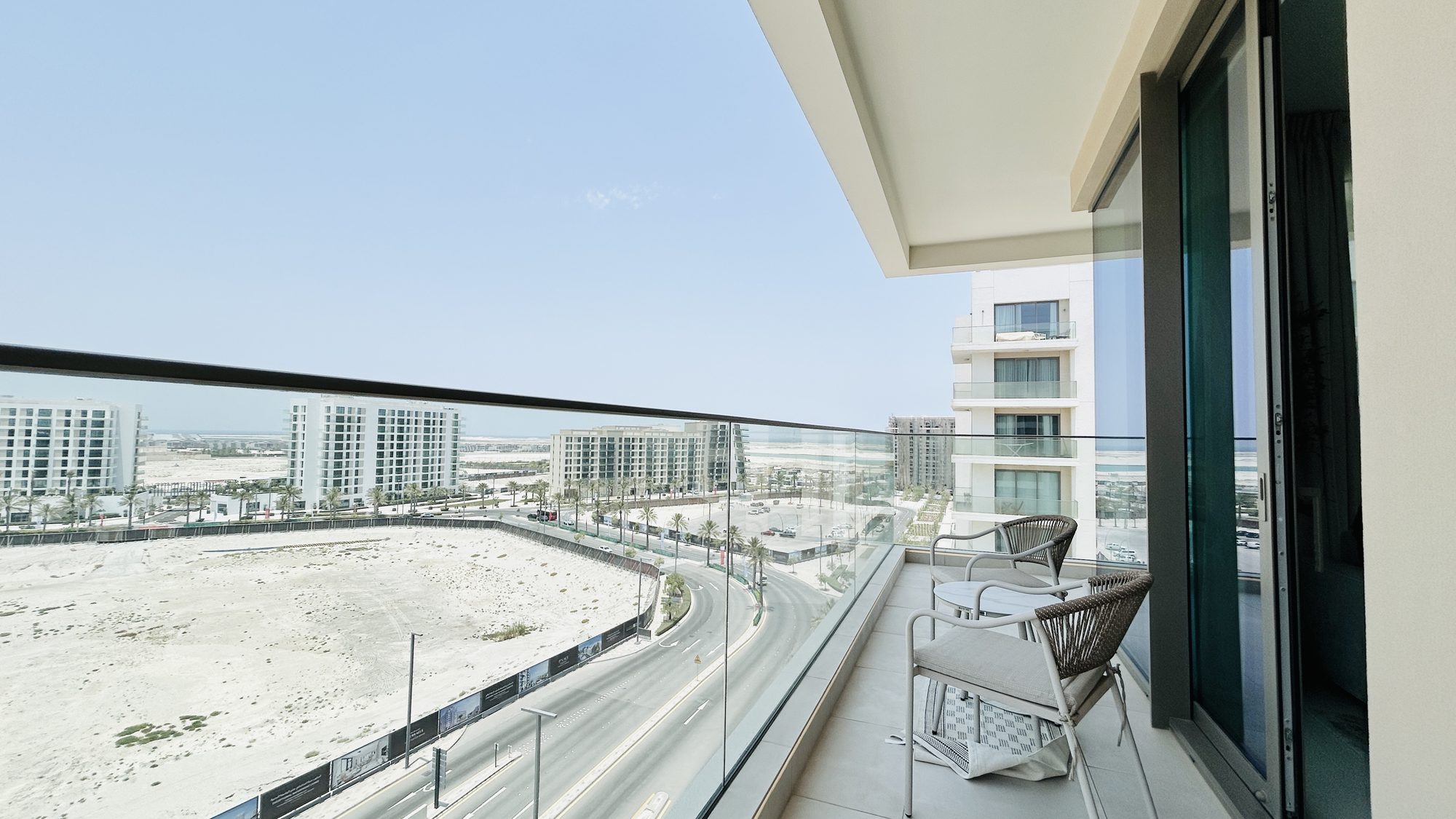 2-Bedroom Apartment, 101 sqm, Fully Furnished