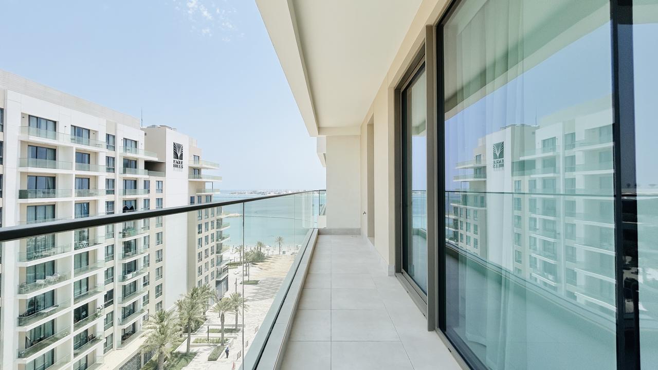 Three-Bedroom Apartment, 206 sqm, Fully Furnished
