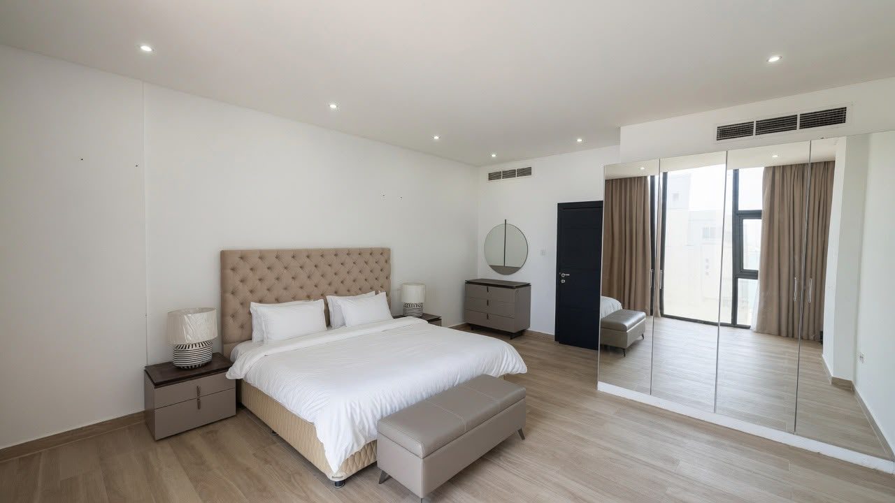 2 Bedroom Duplex with Water Views and Pool