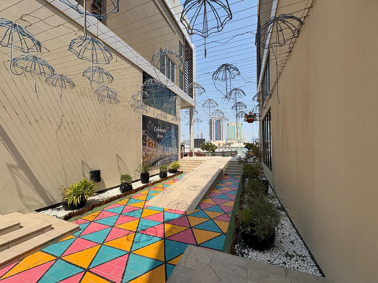 Half Floor Retail Space, 320 sqm