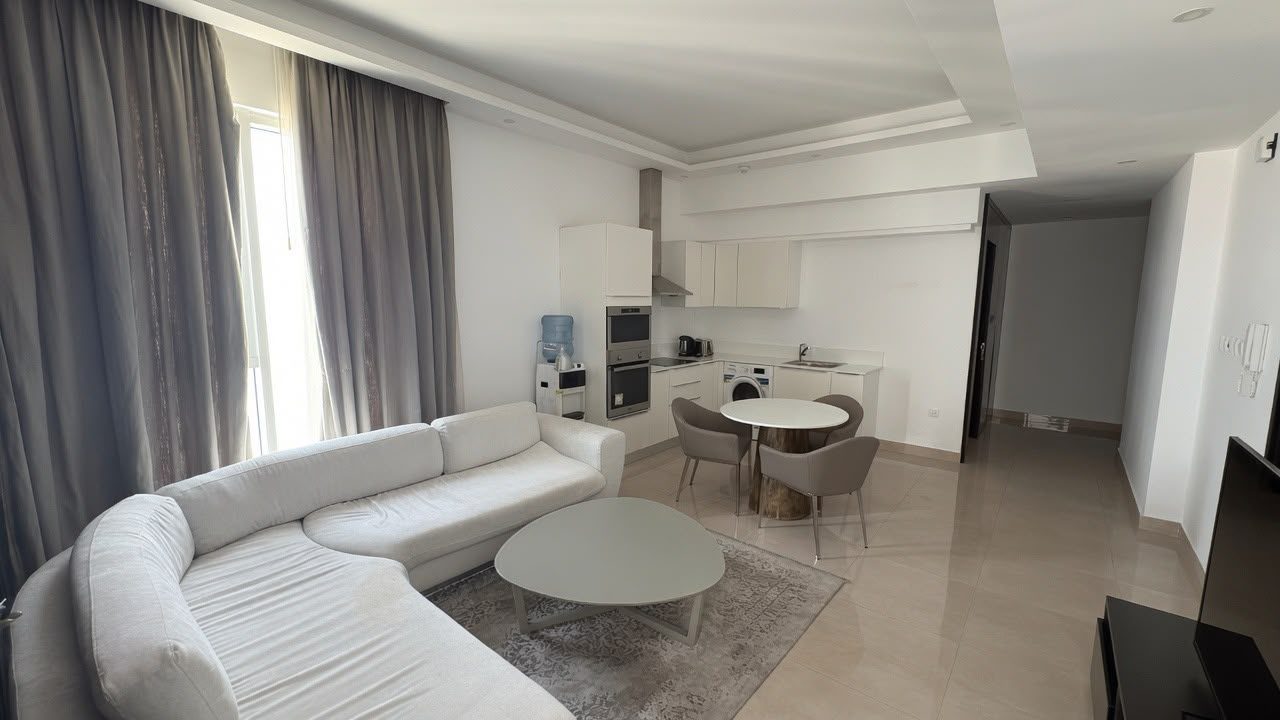 One-Bedroom Apartment with Water Views