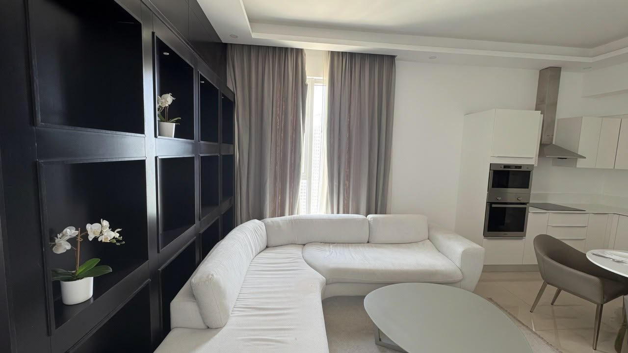 One-Bedroom Apartment with Water Views