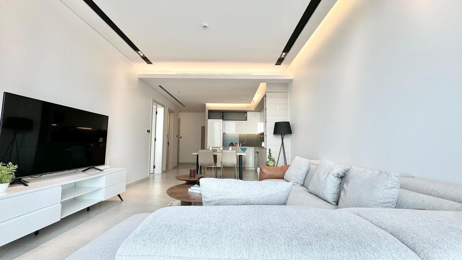 One-Bedroom Apartment with Dual Bathrooms