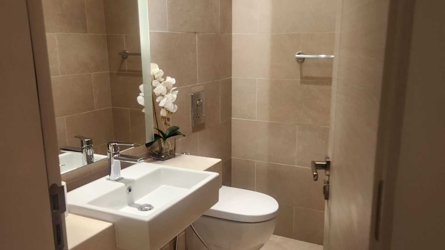 One Bedroom Apartment with Dual Bathrooms in Juffair