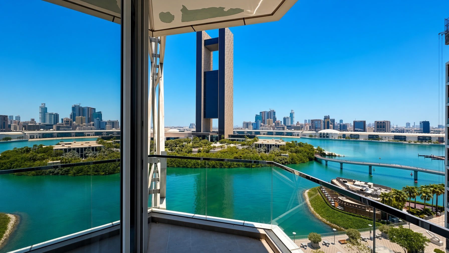 2-Bedroom Apartment with 3 Bathrooms and Parking