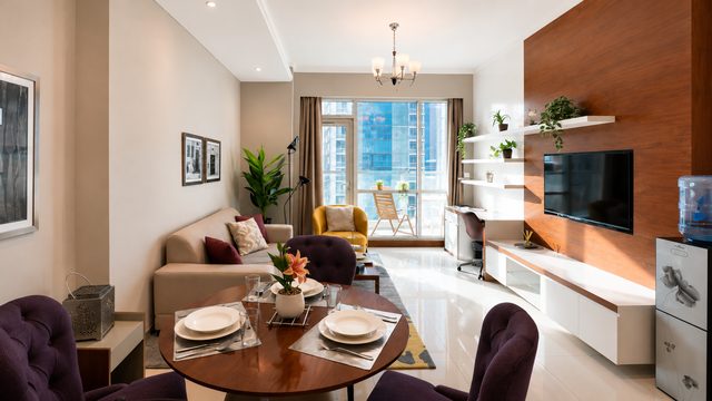 One-Bedroom Apartment with Two Bathrooms