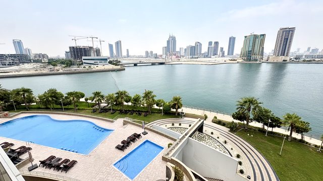 1-Bedroom Apartment with Water Views, 98sqm