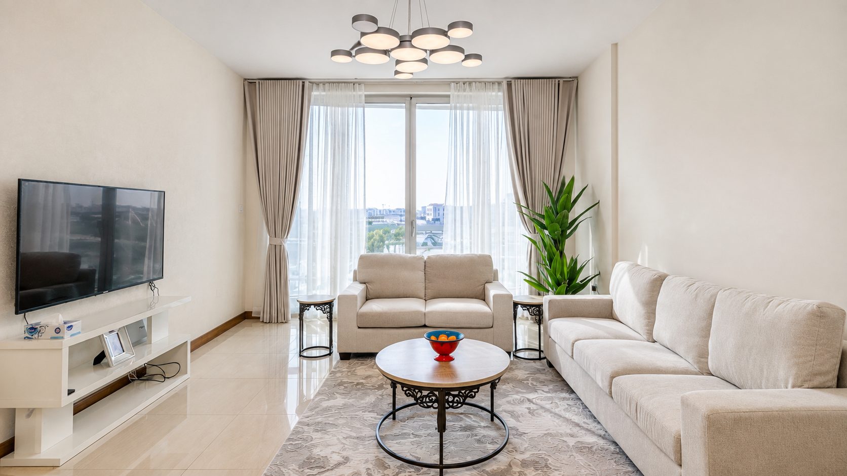 One-Bedroom Apartment with Dual Bathrooms