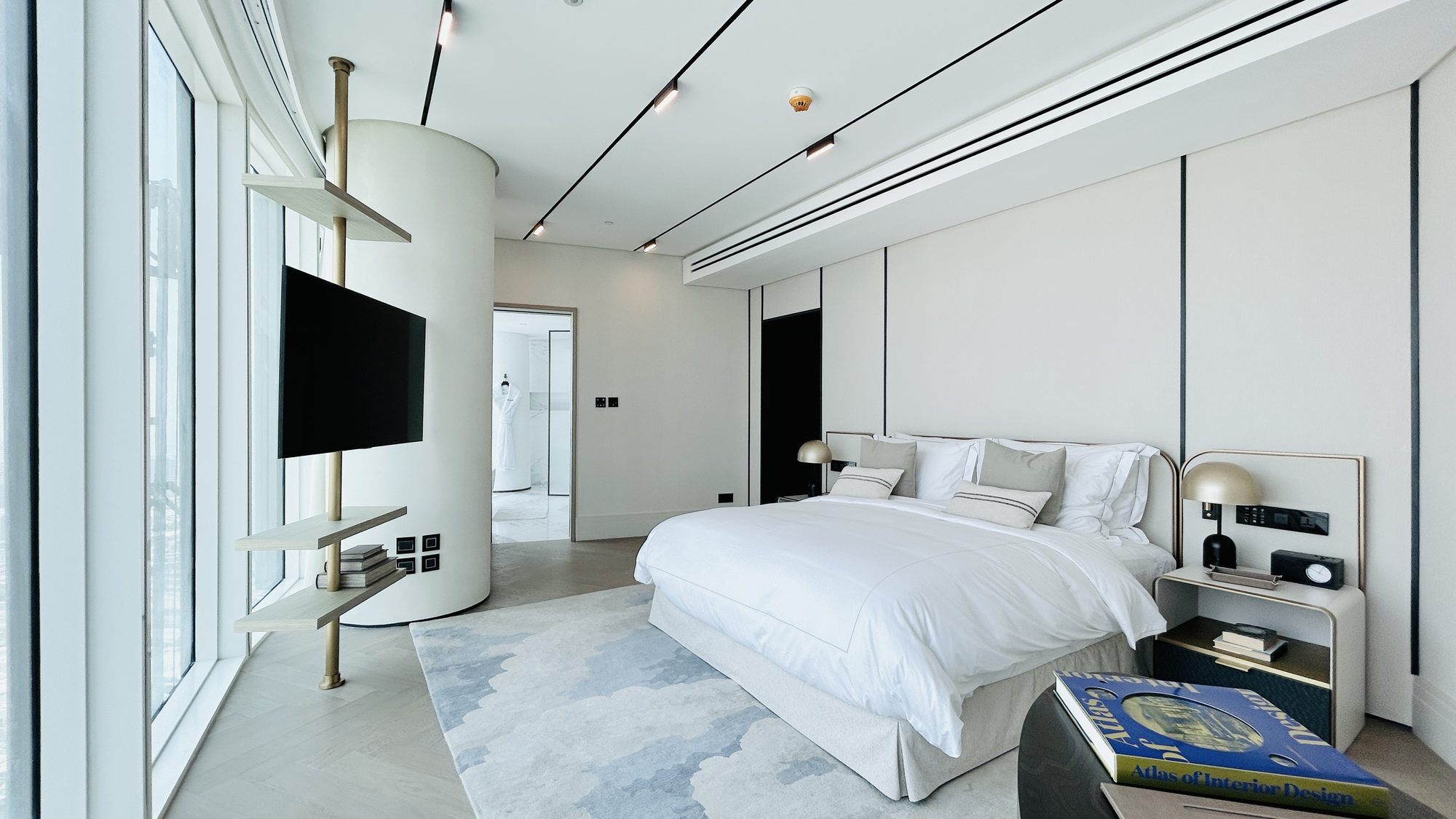 2-Bedroom Apartment with Water Views and Pool