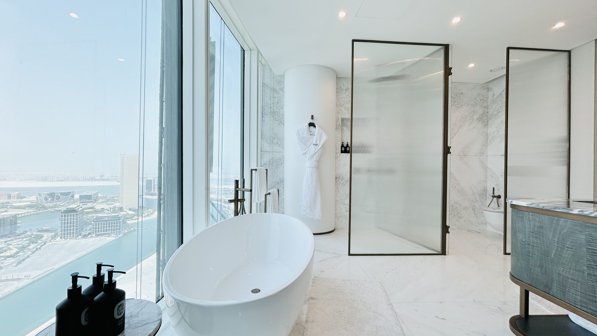 One-Bedroom Apartment with Water Views