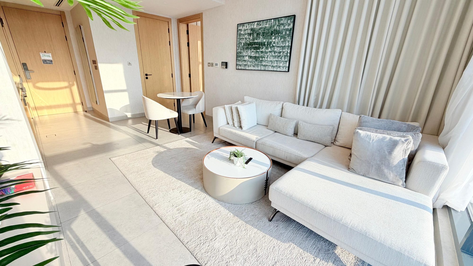 One Bedroom Apartment with Shared Pool and Spa