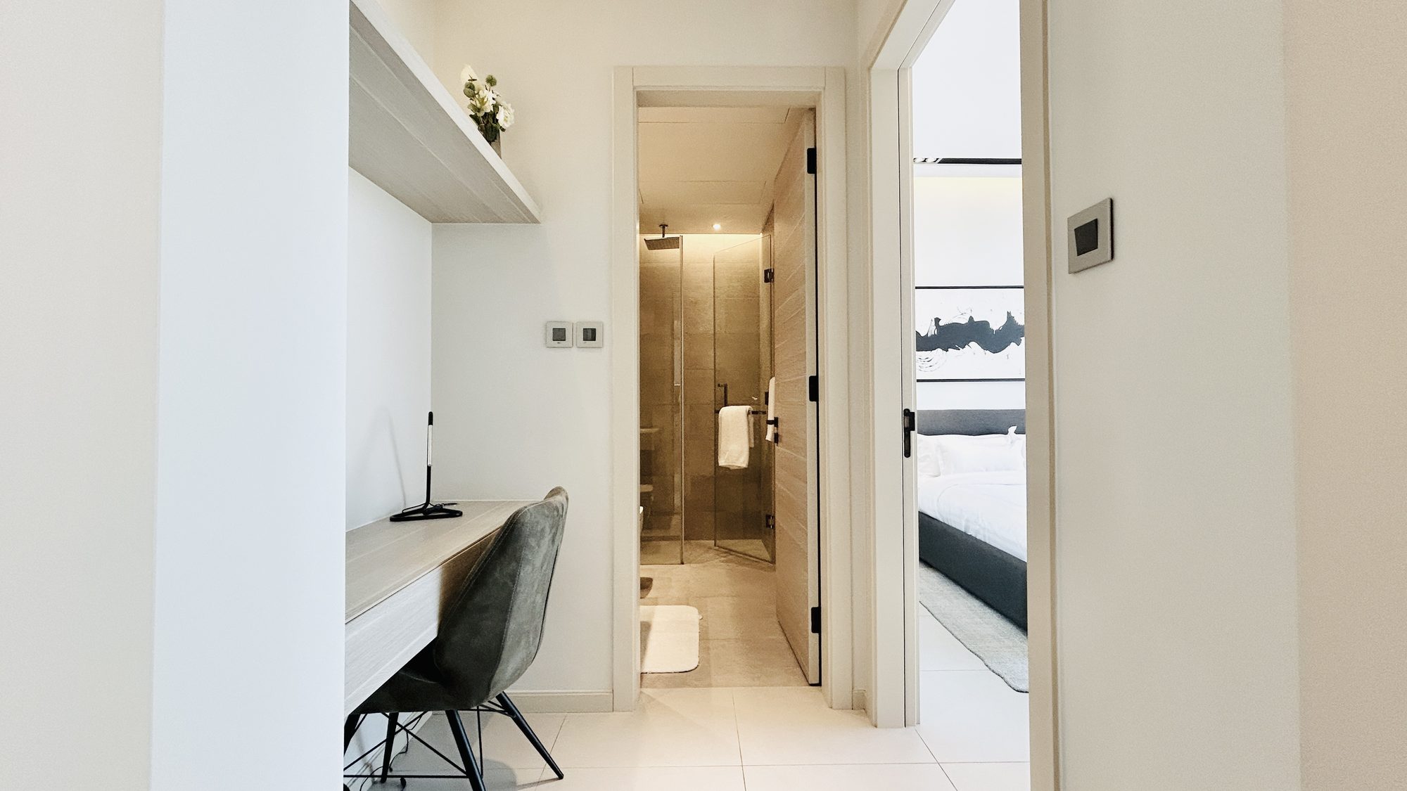 Fully Furnished 1-Bedroom Apartment with Pool Access
