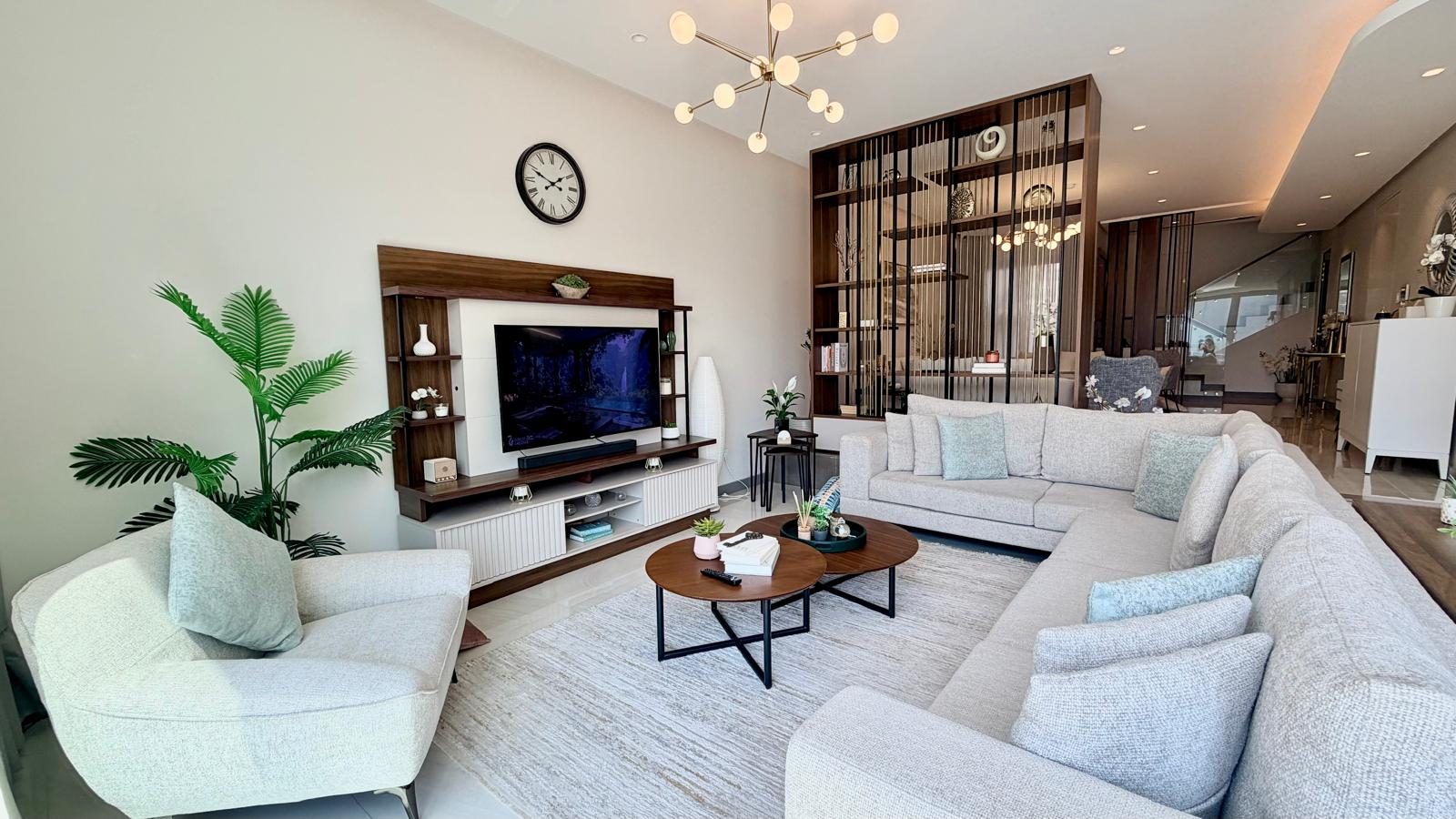 Four-Bedroom Villa with Private Gym and Spa