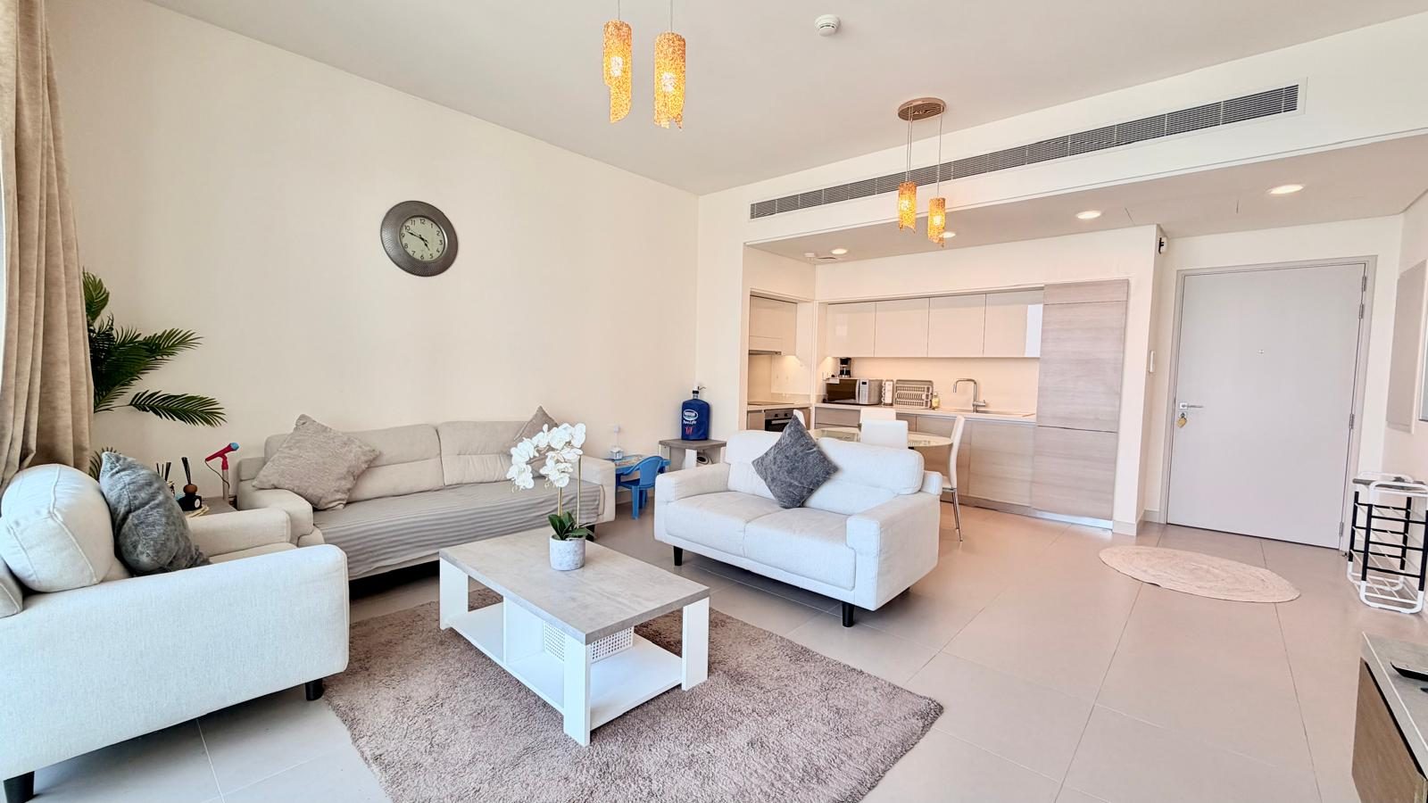 2 Bedroom Apartment with Water Views