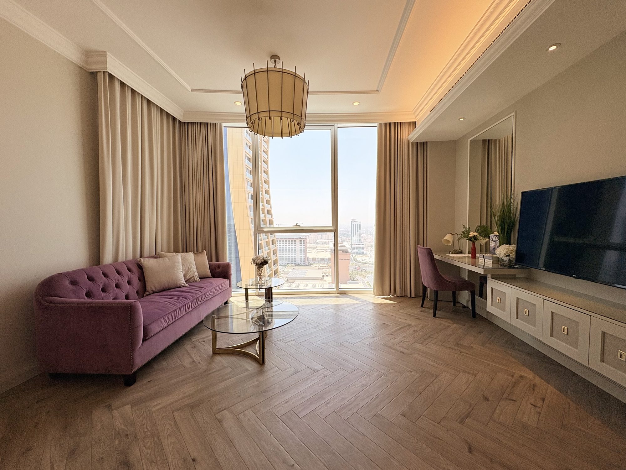 One-Bedroom Apartment with Water Views and Parking