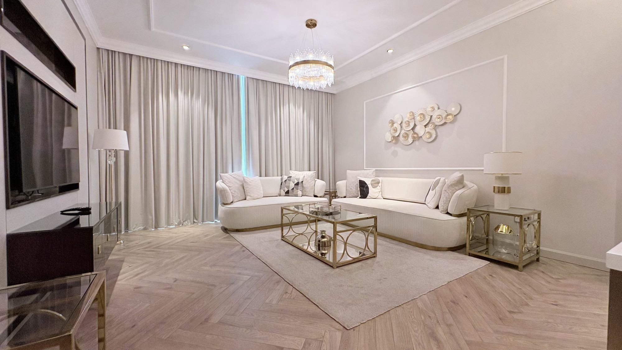 One Bedroom Apartment with Water Views and Concierge