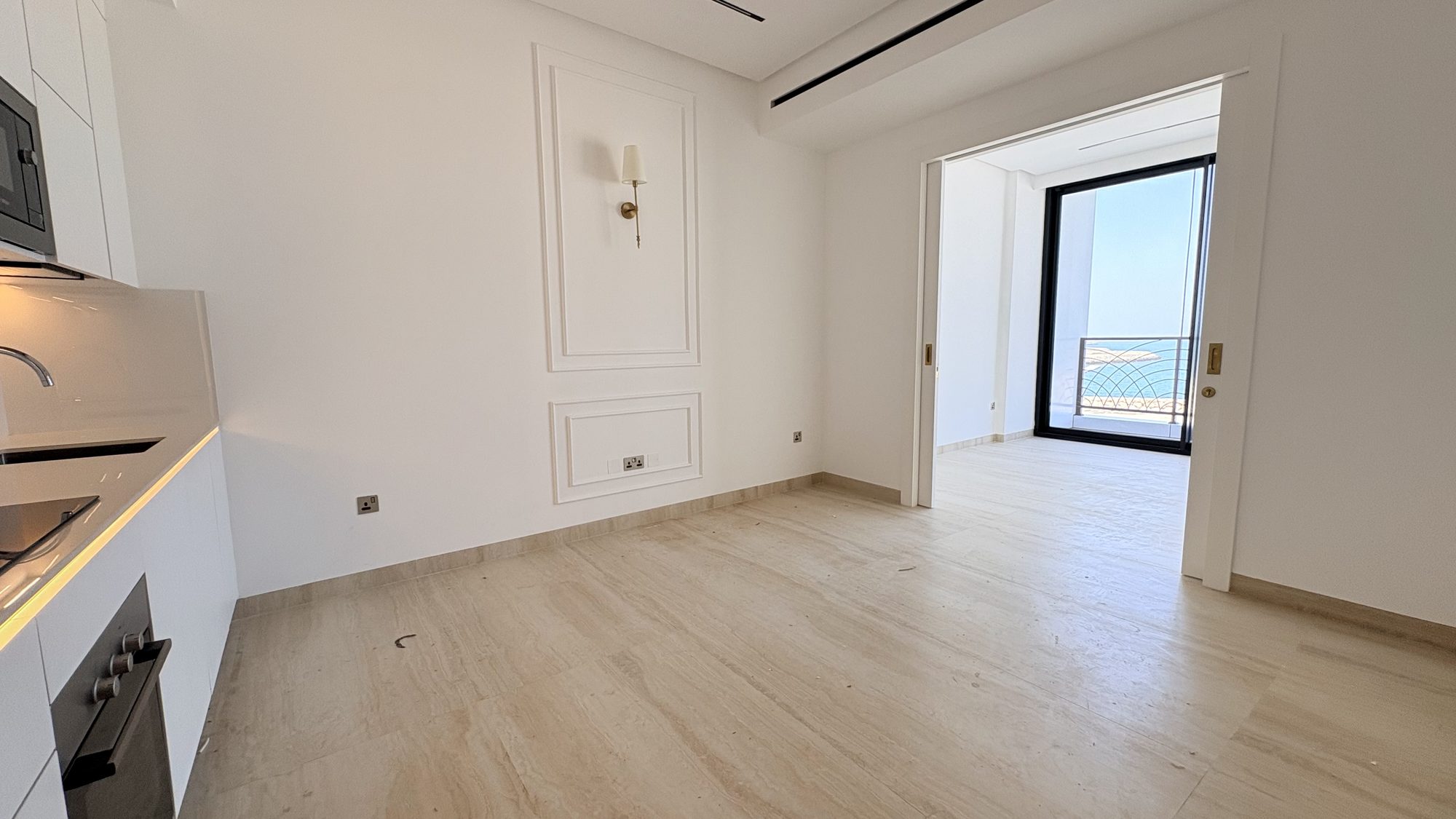 One-Bedroom Apartment with Water View and Balcony