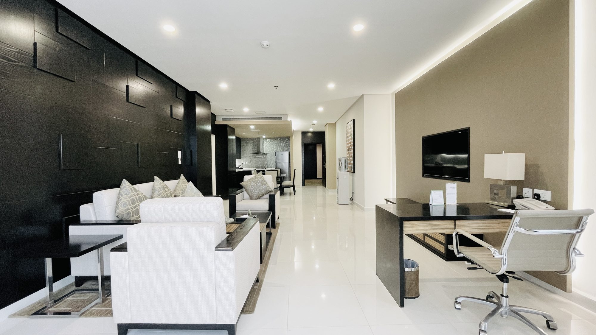 Three-Bedroom Apartment with Four Bathrooms