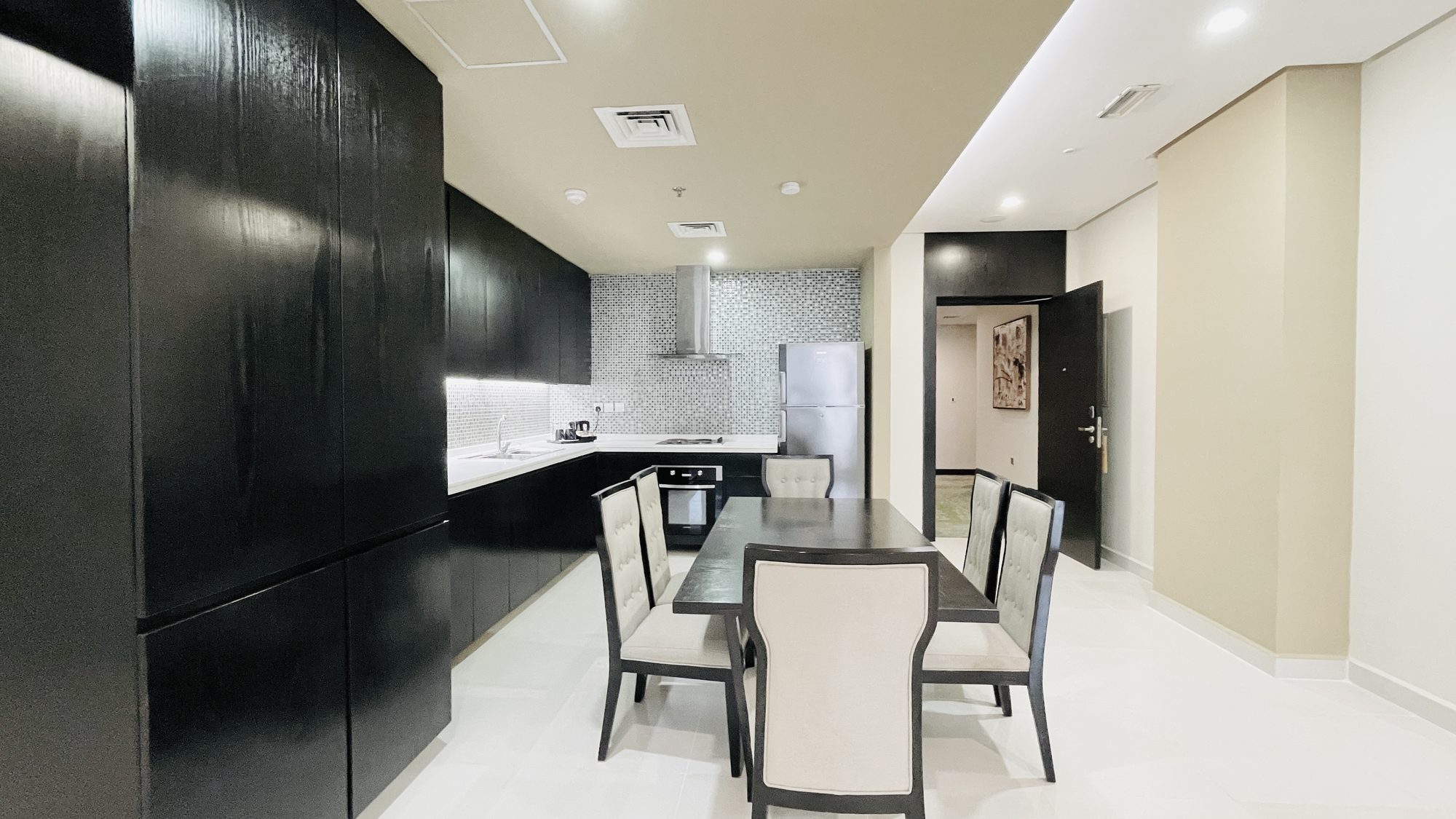 Three-Bedroom Apartment with Four Bathrooms