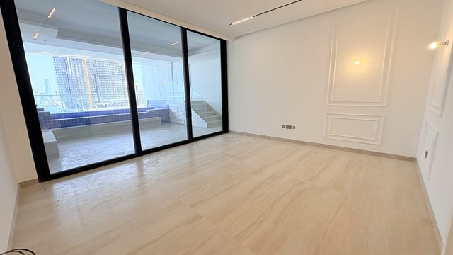 One-Bedroom Apartment with Private Pool