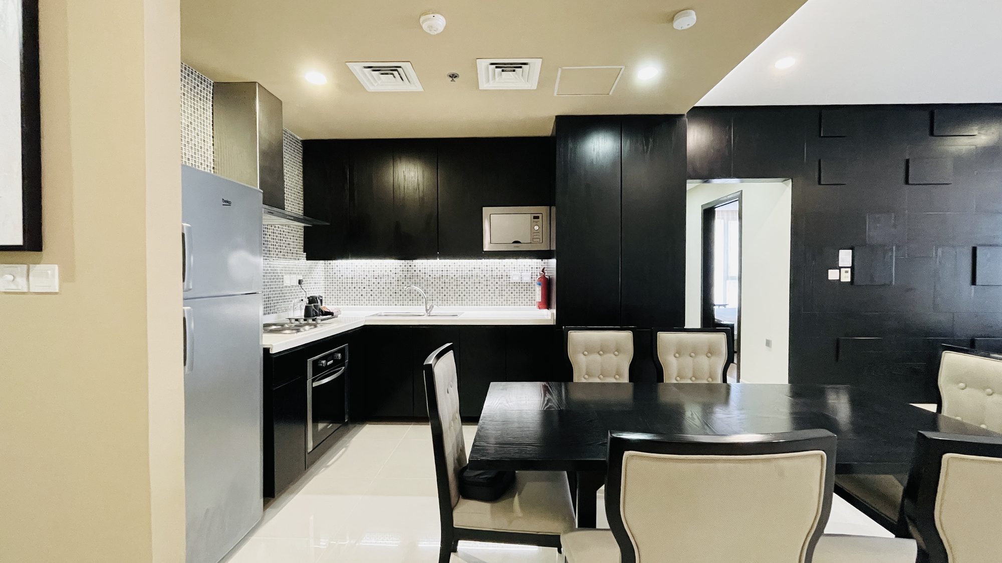 2 Bedroom Apartment with Pool and Gym