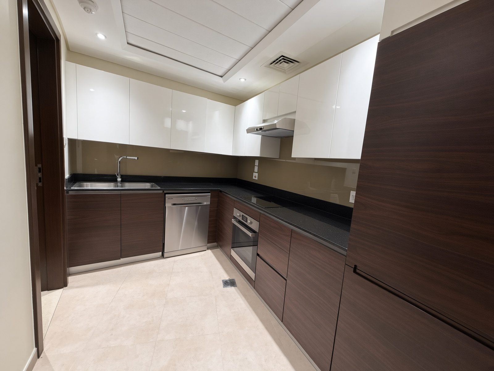 Two Bedroom Apartment with Three Bathrooms
